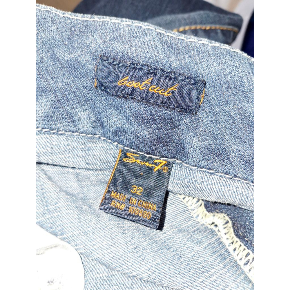 Seven7 Blue Boot Cut Jeans with Gold Stitching Size 32 mid rise cowgirl - Picture 3 of 4